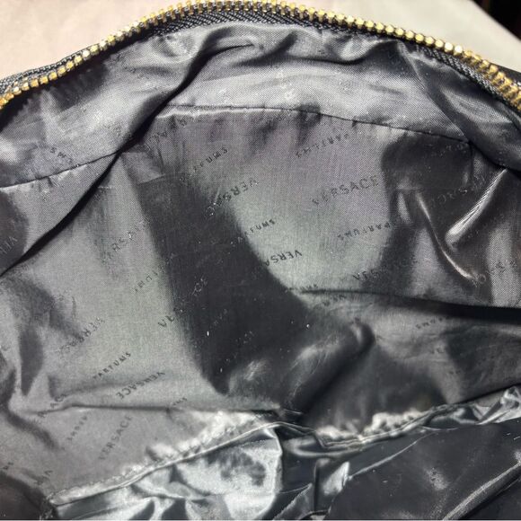 New! Versace Travel Pouch Bag Toiletry Case
Vanity Case - Picture 6 of 13